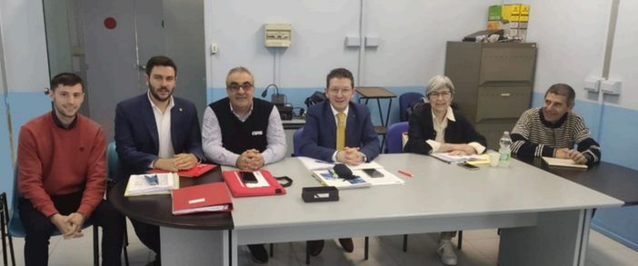Da sinistra: Simone Cuozzo, Leonardo Dolce, Andrea Campasso, Luca Vannelli, Elena Porro, Sandro Crestani Da sinistra: Simone Cuozzo, Leonardo Dolce, Andrea Campasso, Luca Vannelli, Elena Porro, Sandro Crestani