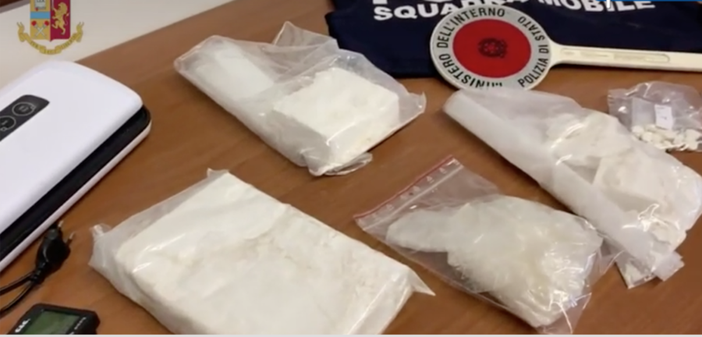 Un “giro" di cocaina da 100mila euro al mese: nei guai anche un vercellese Un “giro" di cocaina da 100mila euro al mese: nei guai anche un vercellese