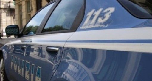 Pugno al responsabile di un supermercato e aggressione agli agenti: in manette un 32enne Pugno al responsabile di un supermercato e aggressione agli agenti: in manette un 32enne