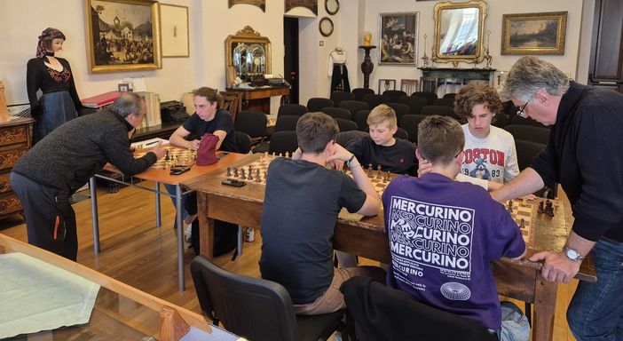 Scacchi, grande successo per i primi due incontri del corso avanzato a Varallo