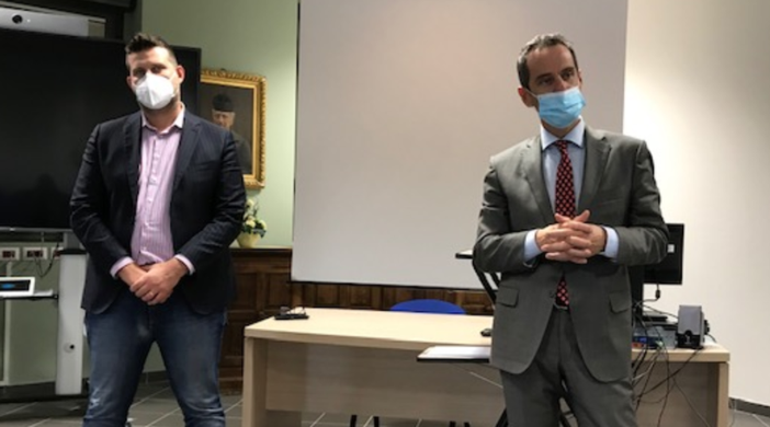 Il sindaco Paolo Tiramani e il manager Angelo Penna Il sindaco Paolo Tiramani e il manager Angelo Penna