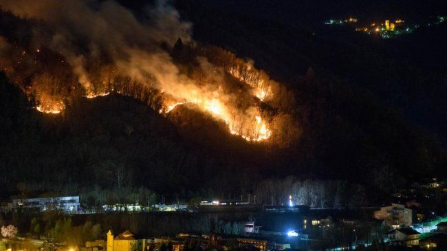 Incendio in Valsesia e Valsessera, a Crevacuore parlano gli uomini e le donne che lo hanno domato