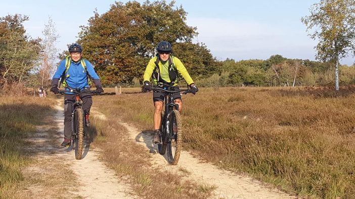 Eno Ciclo Tour della Baraggia: in sella all'eBike, un tour nella savana biellese Eno Ciclo Tour della Baraggia: in sella all'eBike, un tour nella savana biellese