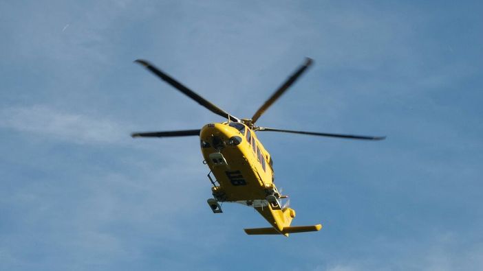 Coggiola, perde il controllo del parapendio. Ricoverato in prognosi riservata Coggiola, perde il controllo del parapendio. Ricoverato in prognosi riservata