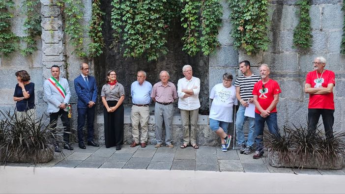 ANPI in Festa a Varallo, la presidente Montanari: "Abbiamo deciso che bisognava festeggiare in grande", foto e video Mauro Benedetti per Valsesia.it ANPI in Festa a Varallo, la presidente Montanari: "Abbiamo deciso che bisognava festeggiare in grande", foto e video Mauro Benedetti per Valsesia.it