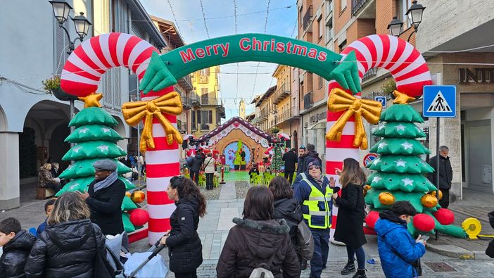 Gattinara inaugura il Natale tra musica, mercatini e luminarie: le parole del Sindaco Casazza e del Vicesindaco Baglione