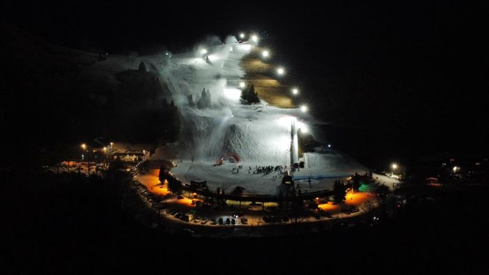 Grande entusiasmo a Bielmonte per la fiaccolata dedicata ai bambini VIDEO Grande entusiasmo a Bielmonte per la fiaccolata dedicata ai bambini VIDEO