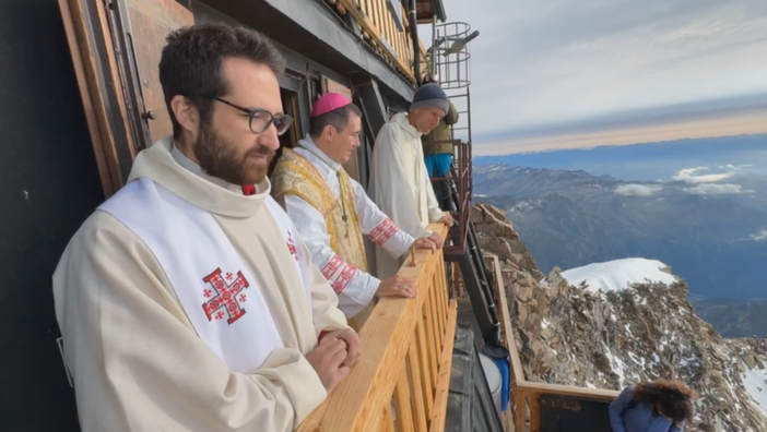 Alla Capanna Margherita la celebrazione della messa sulla "Terrazza più alta d'Europa"