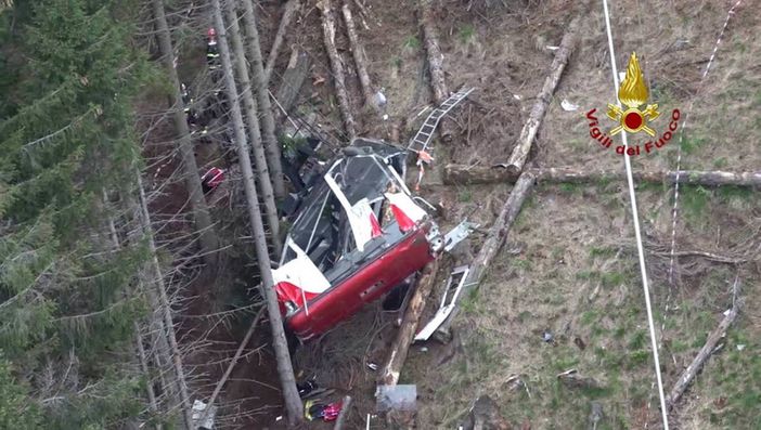 Mottarone, trovato sul luogo dell'incidente un secondo 'forchettone'