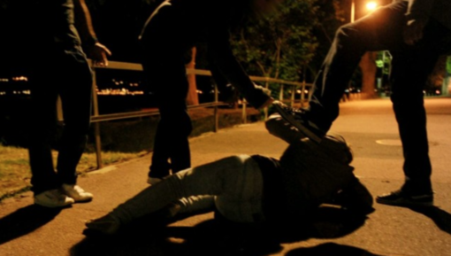 Rissa da far west a Gattinara: 4 denunciati, tra loro una minorenne