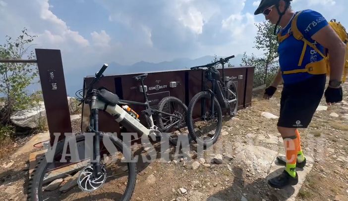 Valsesia sempre più "green": l'Unione Montana lancia la rete di ricarica per e-bike e smartphone sull'Alta Via