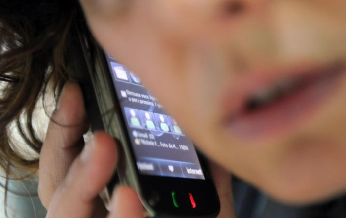 "Sua figlia è in ospedale con il Covid: servono soldi per le cure". Attenzione alla nuova truffa che gira "Sua figlia è in ospedale con il Covid: servono soldi per le cure". Attenzione alla nuova truffa che gira