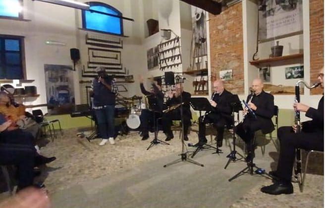 "Suonare per crescere", a Romagnano degustazioni e formazione musicale. "Suonare per crescere", a Romagnano degustazioni e formazione musicale.