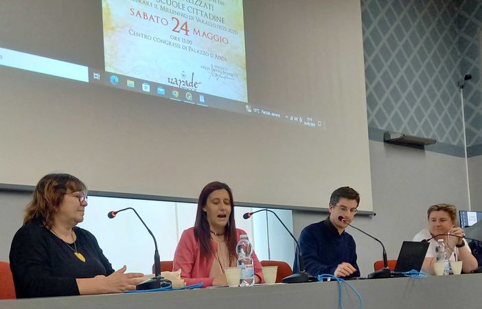 Varallo, "Progetti per il millennio": esposizione degli elaborati delle scuole cittadine Varallo, "Progetti per il millennio": esposizione degli elaborati delle scuole cittadine