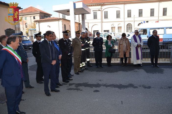 Commemorati dalla questura di Vercelli gli agenti Demenego e Rotta