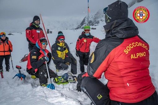 Varallo, una coppia di escursionisti rimane bloccata sul Falconera: intervento tempestivo del Soccorso Alpino