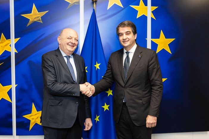 Incontro Pichetto-Fitto a Bruxelles: tra i temi energia e PNRR FOTO Incontro Pichetto-Fitto a Bruxelles: tra i temi energia e PNRR FOTO