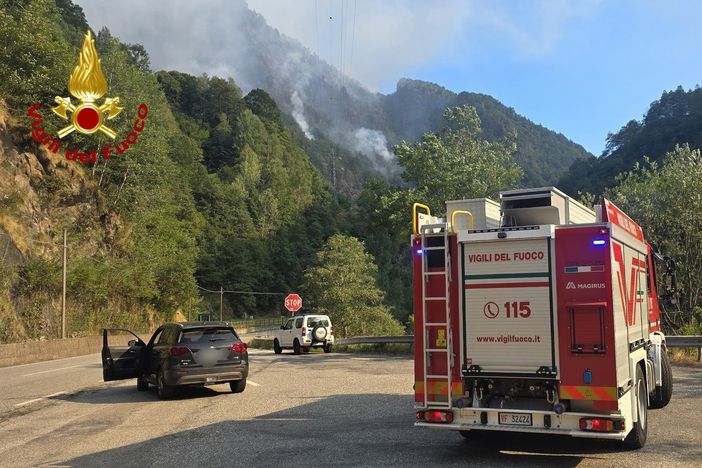 Nuovo fronte di fuoco in località Alpe La Res. Proseguono le operazioni