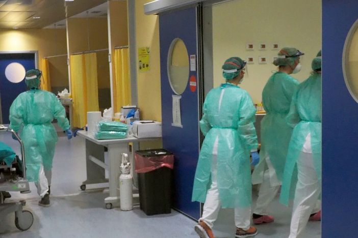 Da inizio 2023 banditi 25 concorsi per medici, assunti 28 infermieri  e 4 OSS