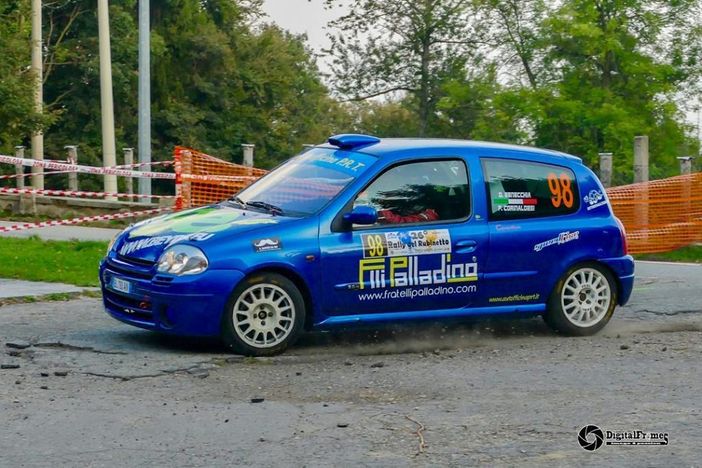 La Renault Clio N3 di Davide Benecchia e Paolo Corinaldesi La Renault Clio N3 di Davide Benecchia e Paolo Corinaldesi