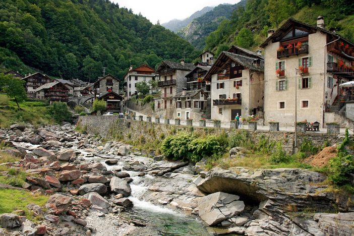 Rassa: Agosto all’insegna dell’artigianalità e della cultura