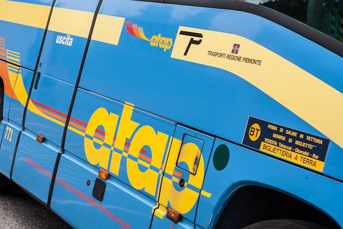 Orari Bus scolastici modificati per le corse mattutine dei pullman sulla Linea 50 (164) Vercelli-Alagna Orari Bus scolastici modificati per le corse mattutine dei pullman sulla Linea 50 (164) Vercelli-Alagna