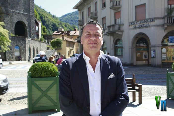 Varallo, sindaco e amministratori al lavoro nella pulizia della chiesetta di San Pantaleone