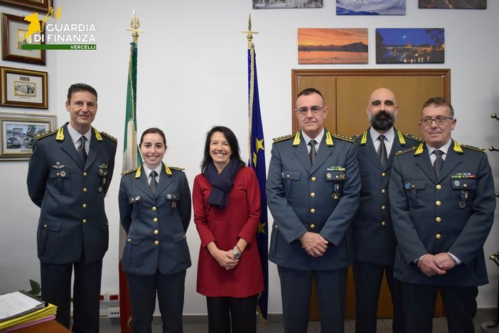 La Procuratrice Calò in visita alla Guardia di Finanza di Vercelli: apprezzamento per l’impegno a tutela della legalità