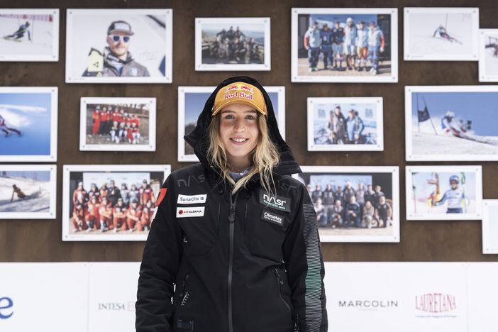 Lara Colturi Lara Colturi