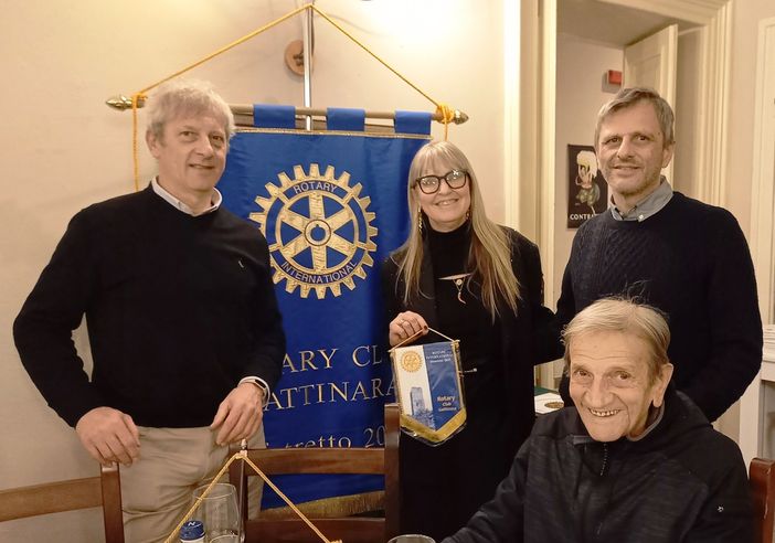 Gattinara, al Rotary si parla di adroterapia: Piergiorgio Cerello spiega la radioterapia di precisione per i tumori più complessi