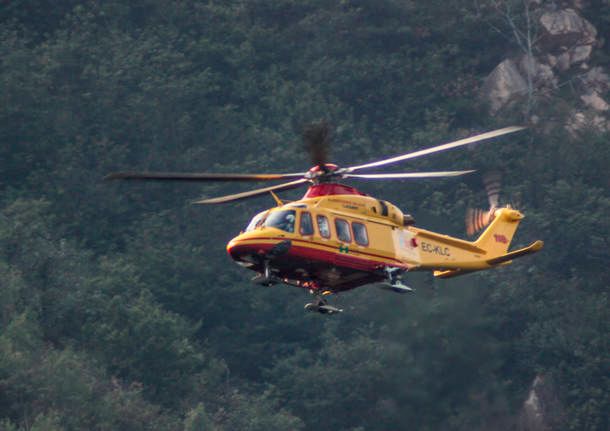 Dal nord ovest: Sparatoria nei boschi di Castelletto Ticino, ferito un uomo di 30 anni Dal nord ovest: Sparatoria nei boschi di Castelletto Ticino, ferito un uomo di 30 anni