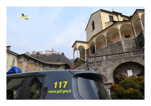 Frode da 277mila euro sul reddito di cittadinanza: dieci persone nei guai