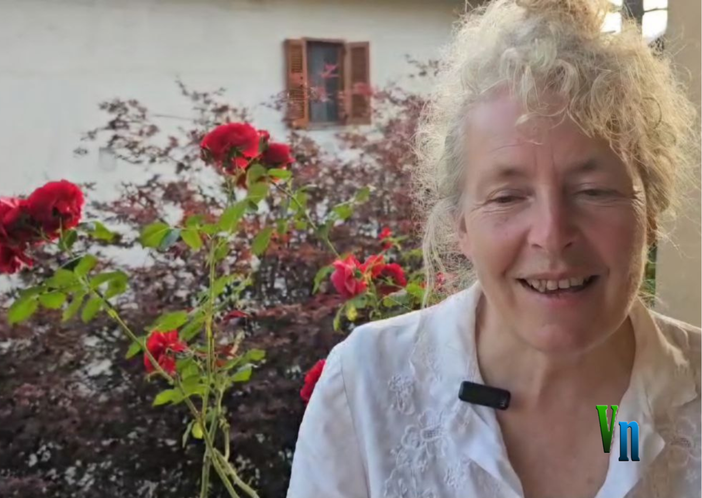 Caccia al tesoro botanica ed esperimenti con petali di fiori all'orto botanico di Guardabosone Caccia al tesoro botanica ed esperimenti con petali di fiori all'orto botanico di Guardabosone