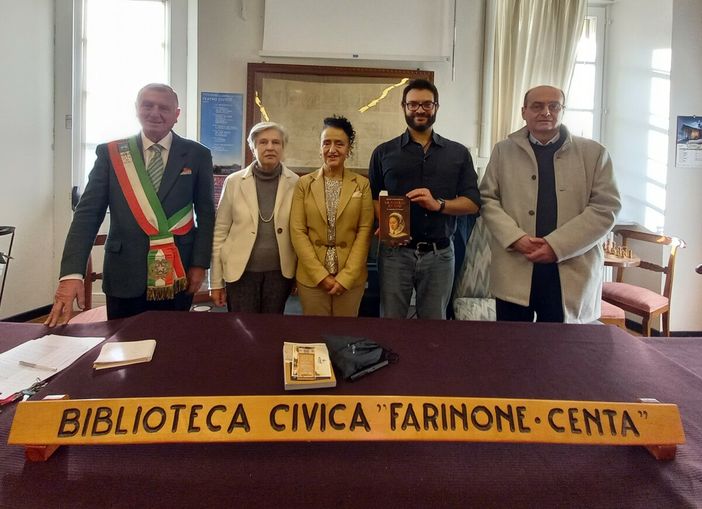 A Varallo presentato il romanzo “La ribelle di Dio”