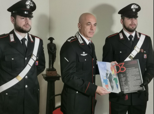 Carabinieri: presentato il calendario storico 2022