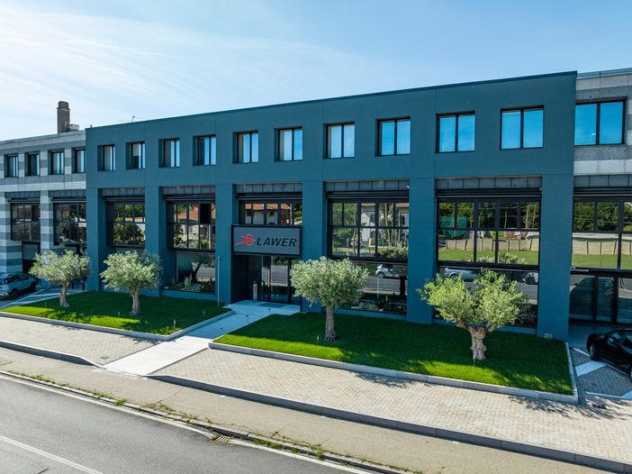 Cossato, Lawer: dall'industria tessile all'innovazione alimentare. Un viaggio di crescita e progresso. Cossato, Lawer: dall'industria tessile all'innovazione alimentare. Un viaggio di crescita e progresso.