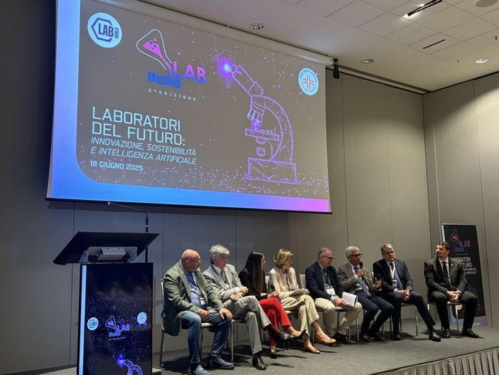 Biologi Lombardia, sostenibilità e AI al centro di un convegno Biologi Lombardia, sostenibilità e AI al centro di un convegno