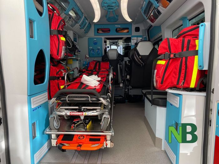 Si amputa un dito mentre taglia la legna, infortunio sul lavoro a Pray (foto di repertorio)