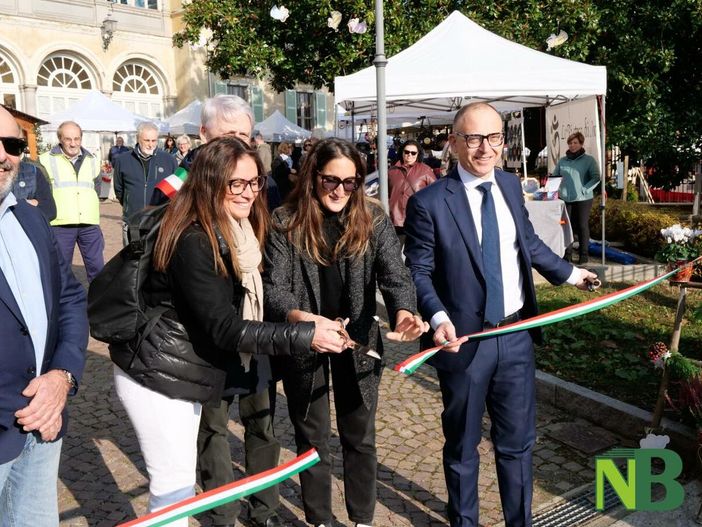 Sordevolo si accende di magia: al via la XXIII edizione del Mercatino degli Angeli FOTO e VIDEO Davide Finatti per newsbiella.it