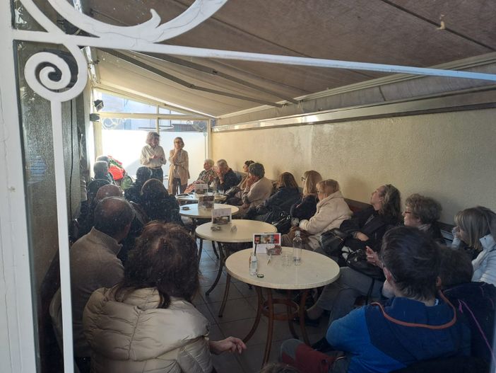 A Varallo Sesia un nuovo incontro di “Al Caffè” sulle terapie non farmacologiche per demenze e Alzheimer A Varallo Sesia un nuovo incontro di “Al Caffè” sulle terapie non farmacologiche per demenze e Alzheimer