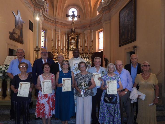 Rovasenda celebra gli anniversari di nozze nella festa patronale dell’Assunta