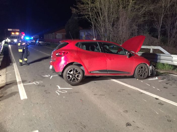 Gattinara: Violento scontro tra due auto, conducenti in Ospedale FOTOGALLERY Gattinara: Violento scontro tra due auto, conducenti in Ospedale FOTOGALLERY