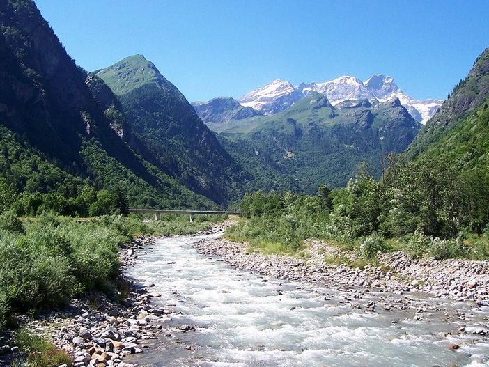 Coronavirus, rinviato l'evento di pulizia del fiume Sesia Coronavirus, rinviato l'evento di pulizia del fiume Sesia