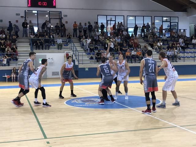 Valsesia Basket si arrende sul finale all'Olimpo Basket Alba