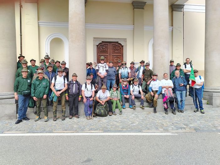 Ultima tappa del cammino degli Alpini valsesiani verso l’Adunata nazionale. Ultima tappa del cammino degli Alpini valsesiani verso l’Adunata nazionale.