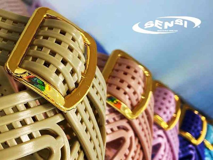 Come essere cool in estate con le ciabatte: consigli pratici Come essere cool in estate con le ciabatte: consigli pratici