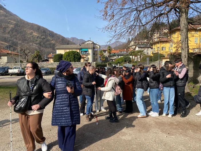Liceo Ferrari, le quarte Scienze umane in un percorso “al buio”: esperienza sensoriale tra inclusione e territorio