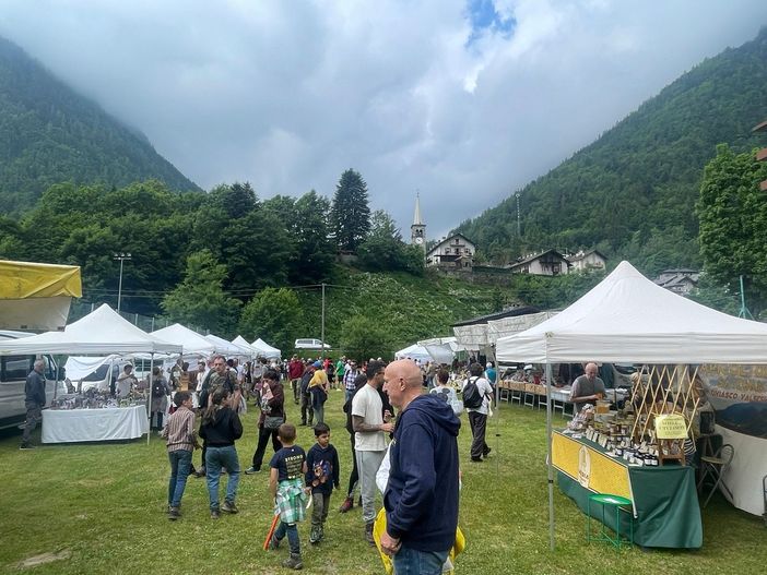 Alagna Valsesia: grande partecipazione alla Fiera delle Pietre Gemelle