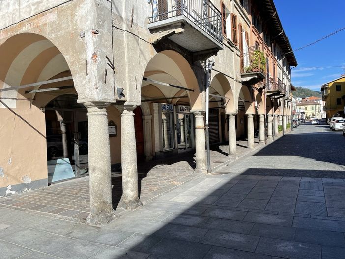 Gattinara: Il progetto &quot;Vetrine in luce&quot; per rivitalizzare il centro