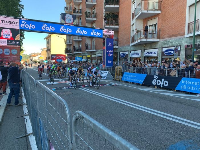 Borgosesia, Matthew Walls vince per un soffio la Gran Piemonte 2021